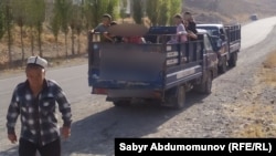 Жители приграничного района уезжают из села после начала конфликта. 16 сентября 2022 года. 