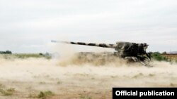 Ադրբեջանի բանակի հրետանու զորավարժություններ, արխիվ