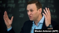 Russian opposition leader Aleksei Navalny (file photo)