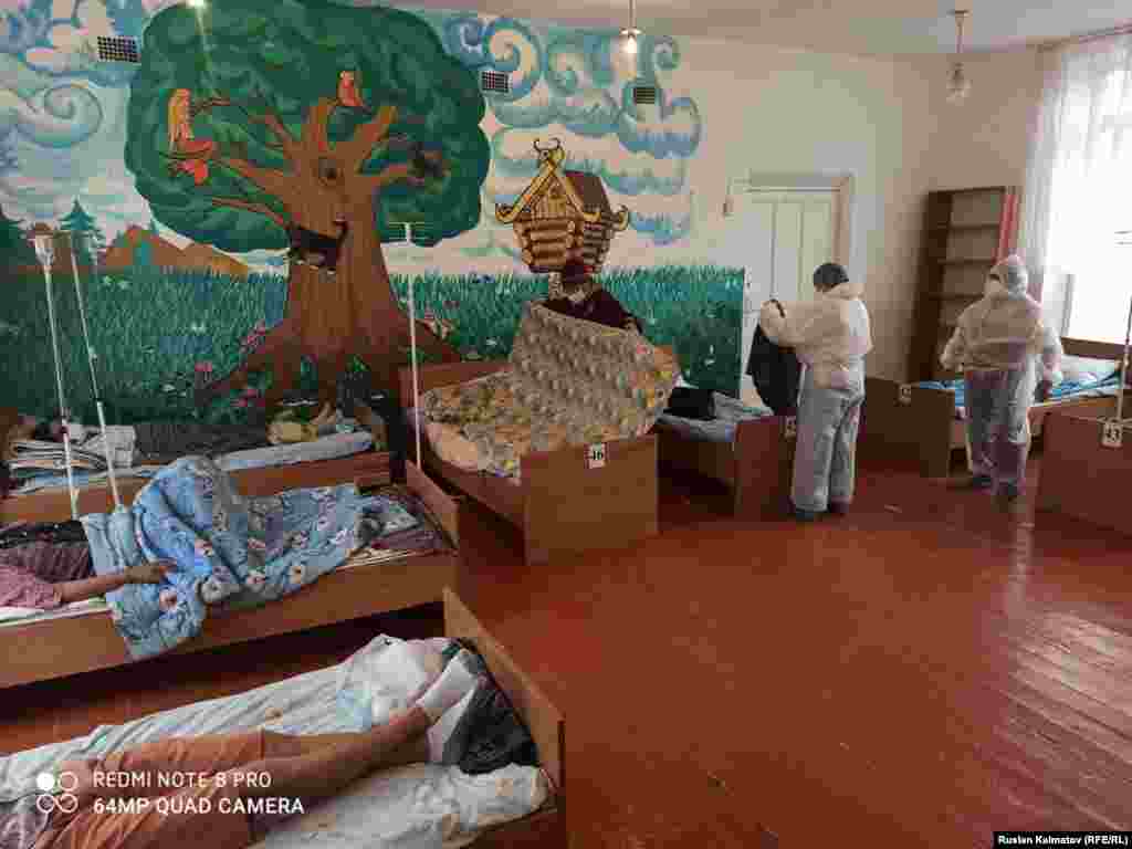 60 орундуу стационар Токтогул шаарчасындагы бала бакчада иштеп жатат.