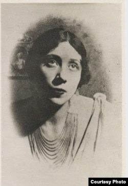 Александра Коваленская (Шурочка Доброва). 1920-е годы.