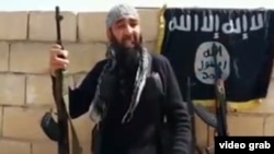 Сирияда согушуп жүргөн өзбек жараны. Видеодон алынган сүрөт. 