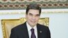 Президент Туркменистана Гурбангулы Бердымухамедов стал появляться на публике в новом имидже – с проблесками седины в волосах. 