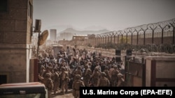 ارشیف: د ۲۰۲۱م کال د اګست په ۲۱مه له کابل هوايي ډګر څخه د امریکايي ځواکونو د وتلو یو انځور