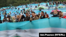 Чарада катнашучылар