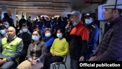 "Кумтөр Голд Компани" ишканасынын эмгек жамааты.