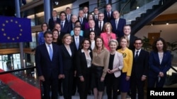 Az Európai Parlament által megszavazott új Európai Bizottság Strasbourgban 2024. november 27-én