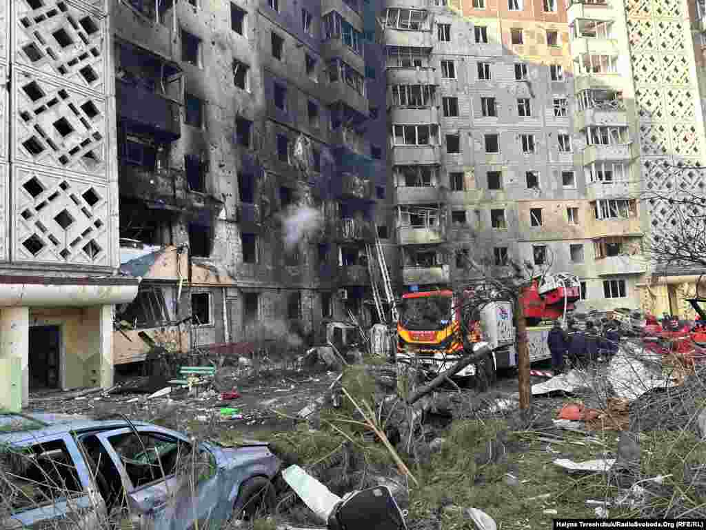 Наступствы пажару ў шматпавярховіку ў Цярнопалі, у які пацэліў расейскі бесьпілётнік