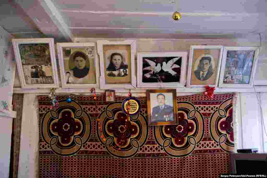 These are Ismagilova's relatives who have died over the last 60 years. It includes an aunt, her mother, and her brother, who all died of cancer. Ismagilova herself has liver cancer.