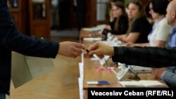 La alegerile prezidențiale românești din 4 mai, cel mai mare număr de alegători din R. Moldova a votat la secția de votare de la Biblioteca Națională din Chișinău, iar cel mai mic - la secția de votare din Ocnița.