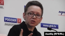 Гүзәл Яхина Уфада журналистлар белән очраша