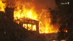 په لاس اېنجلس اور ګڼ کورونه سوځولي او زیانمن کړي دي