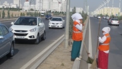 Diňle: Howanyň 'gaty gyzmagy' bilen, Aşgabatda ýas üýşmeleňleri köpelýär
