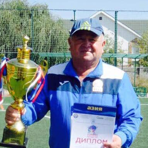 Кадыров Азаматжан