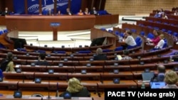 Сэсія ПАРЭ. Ілюстрацыйнае фота