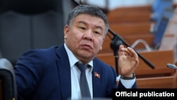 Алмамбет Шыкмаматов. 