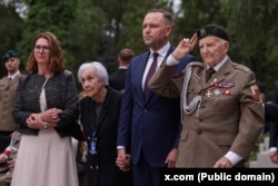 Președintele ales al Poloniei, Karol Nawrocki, la aniversarea Revoltei de la Varșovia din Al Doilea Război Mondial, împotriva ocupației naziste. 1 august 2025.