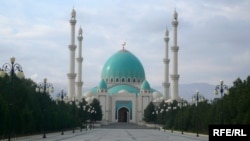 Мечеть в Гекдепе, Туркменистан 