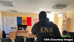 Обыски по одному из дел о подкупе избирателей.