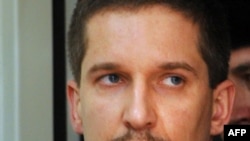 Бывший начальник ОВД Царицыно Денис Евсюков устроил в апреле этого года бойню в одном из супермакетов Москвы