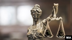 Илустрација : правда