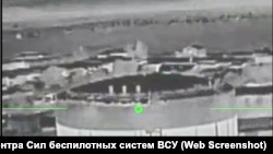 Скриншот із відео 14-го окремого полку СБС ЗСУ, на якому зафіксовано атаку по нафтовому терміналу у Феодосії 13 листопада