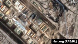 Maxar-ის თანამგზავრული ფოტო ასახავს ენგელსის აეროდრომის საცავებს დარტყმის შემდეგ. 2025 წლის 21 მარტი