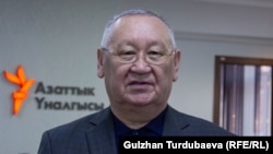 Каныбек Осмоналиев.