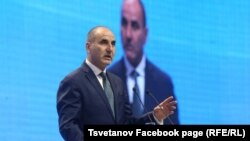 Цветан Цветанов, когато още говореше на форумите на ГЕРБ