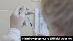 Actualul Program Național de Imunizări conține și 4 vaccinuri noi. A fost adăugat vaccinul HPV (contra Papilomavirusului uman) și trei tipuri de vaccinuri recomandate: contra COVID-19, gripei sezoniere și rabiei. 