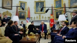 Președintele ucrainean Volodimir Zelenski a discutat cu președintele SUA, Donald Trump, în Biroul Oval.