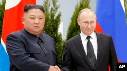 Kim Jong Un și Vladimir Putin, la o întâlnire din septembrie 2023.
