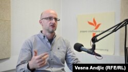 Nenadić: Način da se suptilnije utiče na volju građana