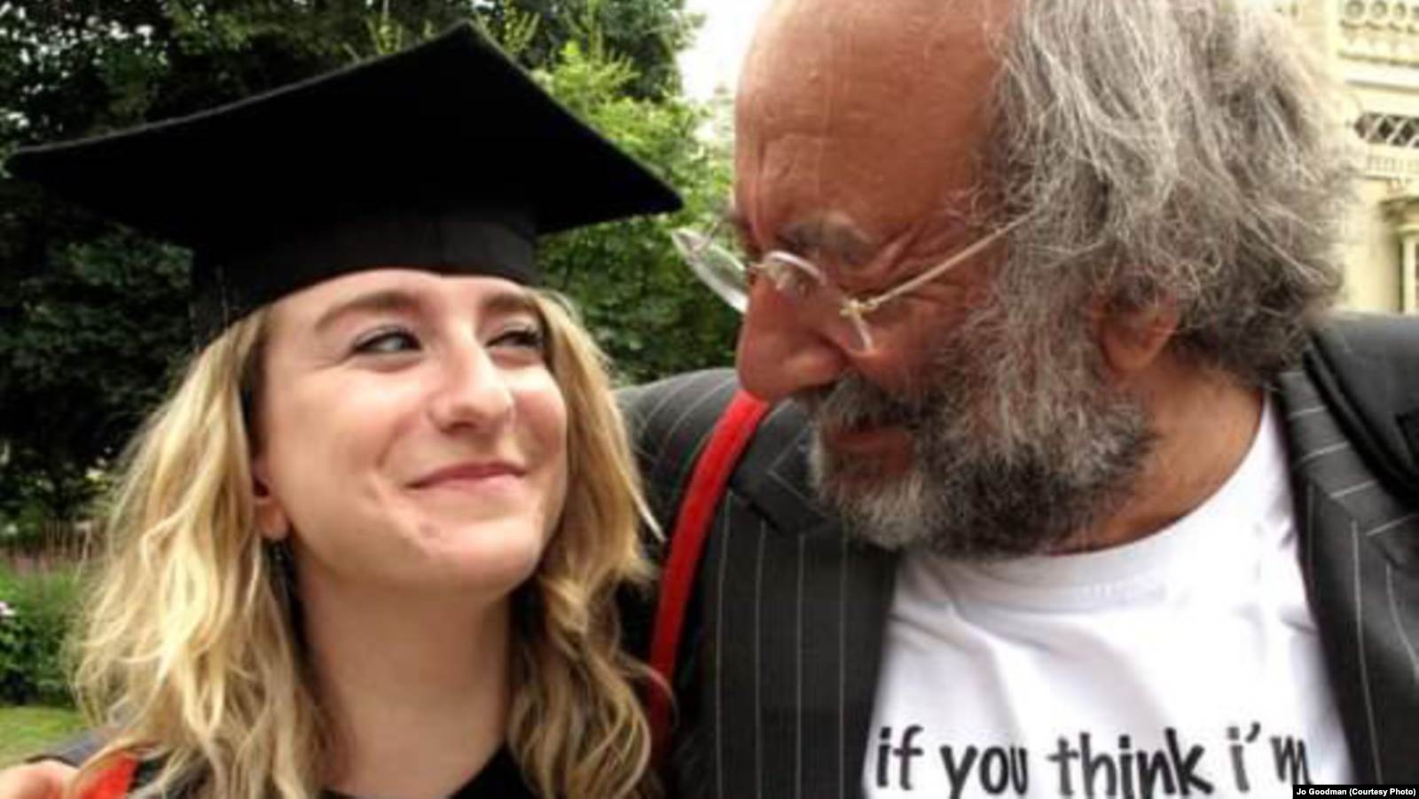 Джо Ґудман (зліва) зі своїм батьком 