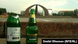 Площадь Победы после свадеб...