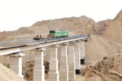 Пап — Ангрен темир жолу.