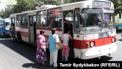 В последние годы мэрия стремится закупать больше троллейбусов.