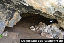 "Хандын кемеринин (үңкүрүнүн)" оозу. 30-май 2017-ж.