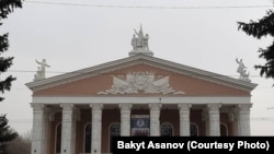 А. Малдыбаев атындагы Кыргыз улуттук опера жана балет театры.