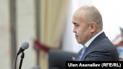 Алтынбек Сулайманов.