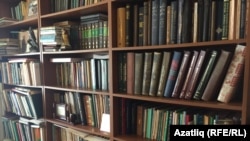 Марсель Әхмәтҗанов китапханәсе