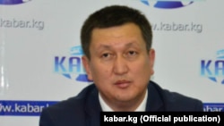Алмаз Жээналиев.