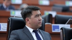 Жанар Акаев.