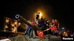 Төңкөрүш аракети, 16-июль