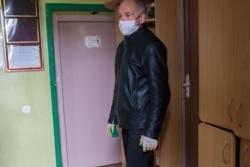 У вітальні манастыра