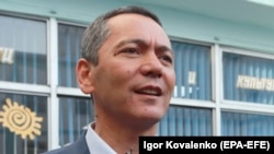 Өмүрбек Бабанов.