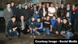 Представители сельской общины Монок в Москве.