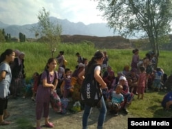 Баткен районунун Ак-Сай айылынын тургундары, 24-июль, 2019-жыл