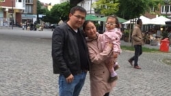 Раида Баймонкоева с семьей.