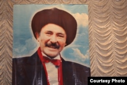 Үсөн Кудайбергенов.